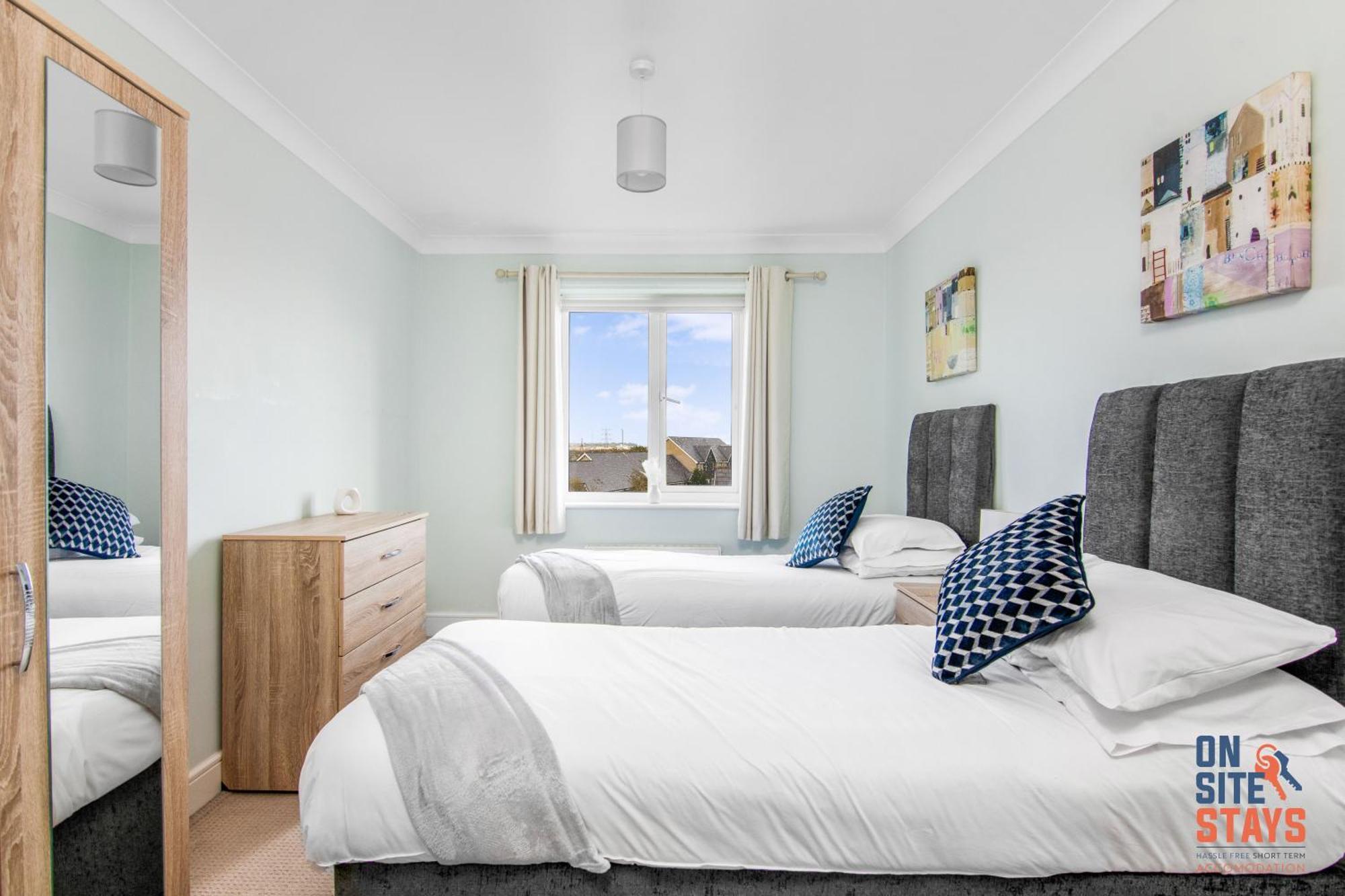 Onsitestays - Cosy 2-Bedroom Apartment With Free Parking, Wi-Fi & London Links Northfleet 외부 사진