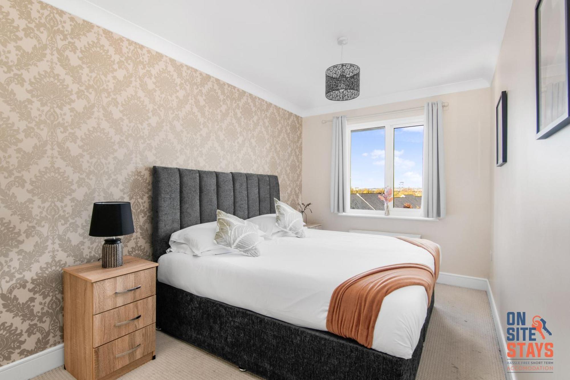 Onsitestays - Cosy 2-Bedroom Apartment With Free Parking, Wi-Fi & London Links Northfleet 외부 사진