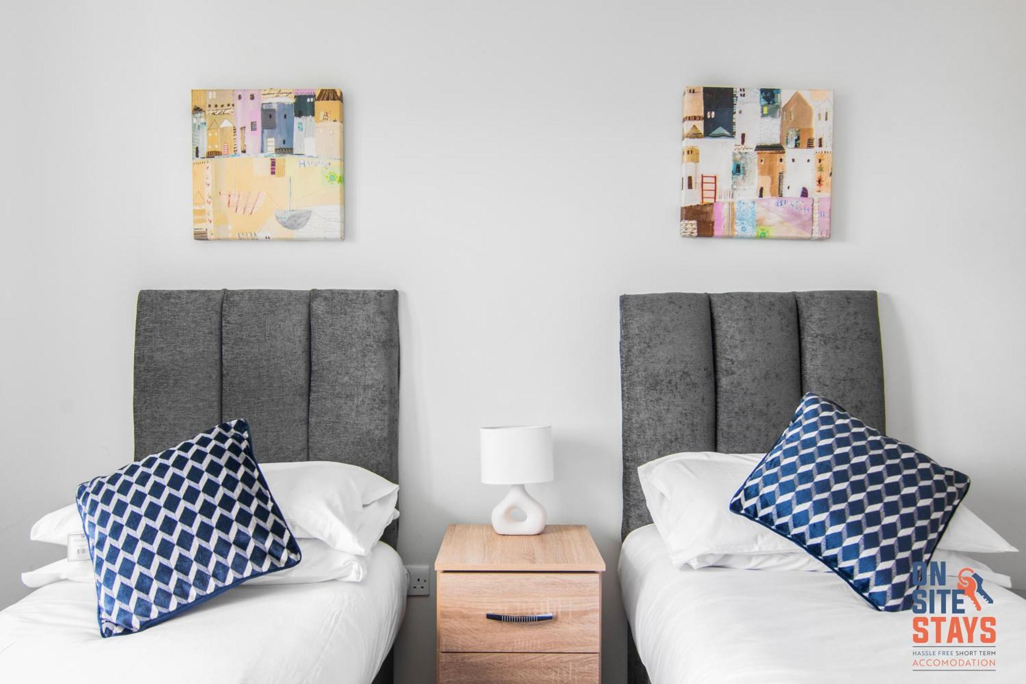 Onsitestays - Cosy 2-Bedroom Apartment With Free Parking, Wi-Fi & London Links Northfleet 외부 사진